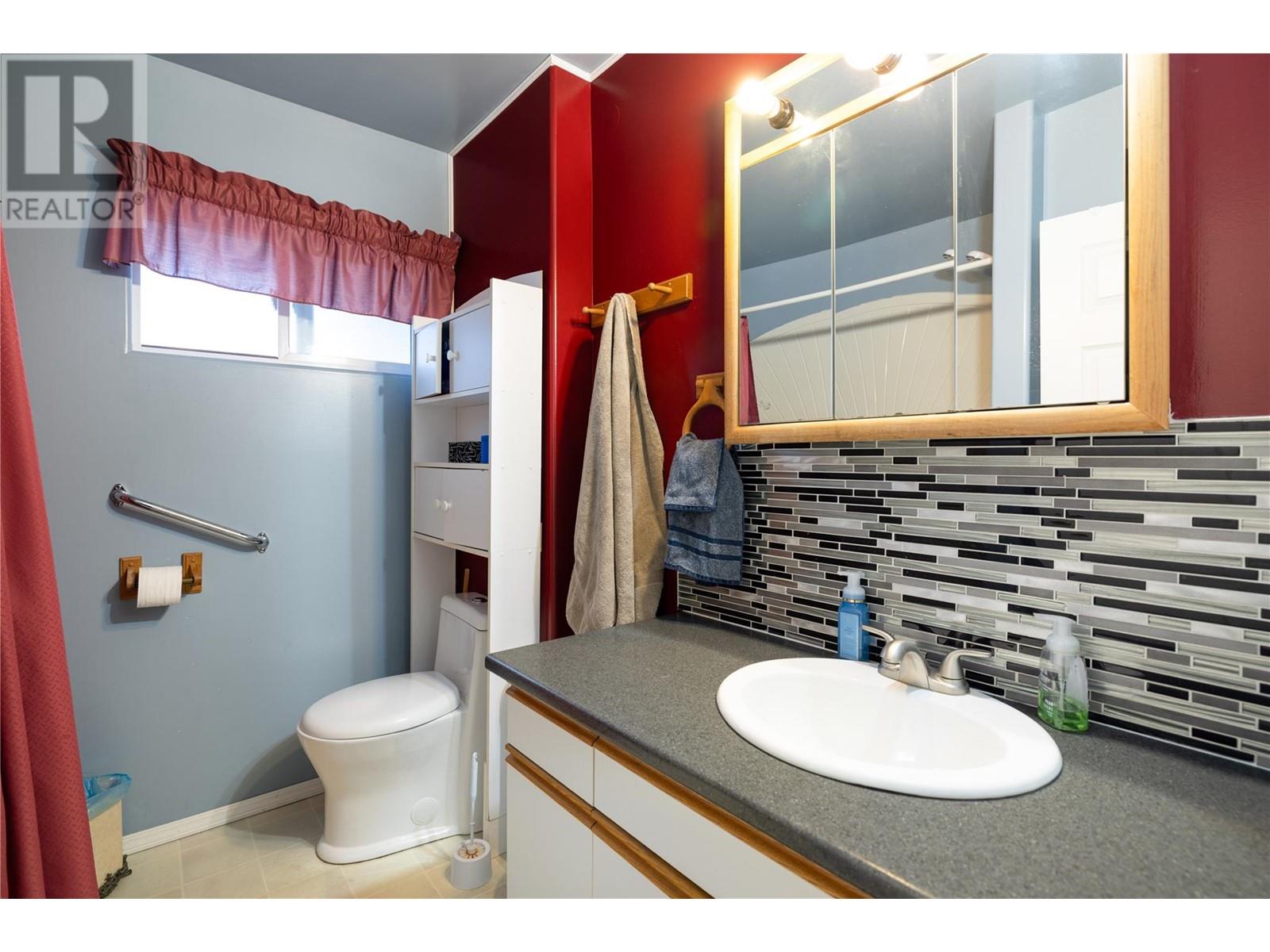 3413 24 Avenue, Vernon, British Columbia  V1T 1L7 - Photo 33 - 10345673