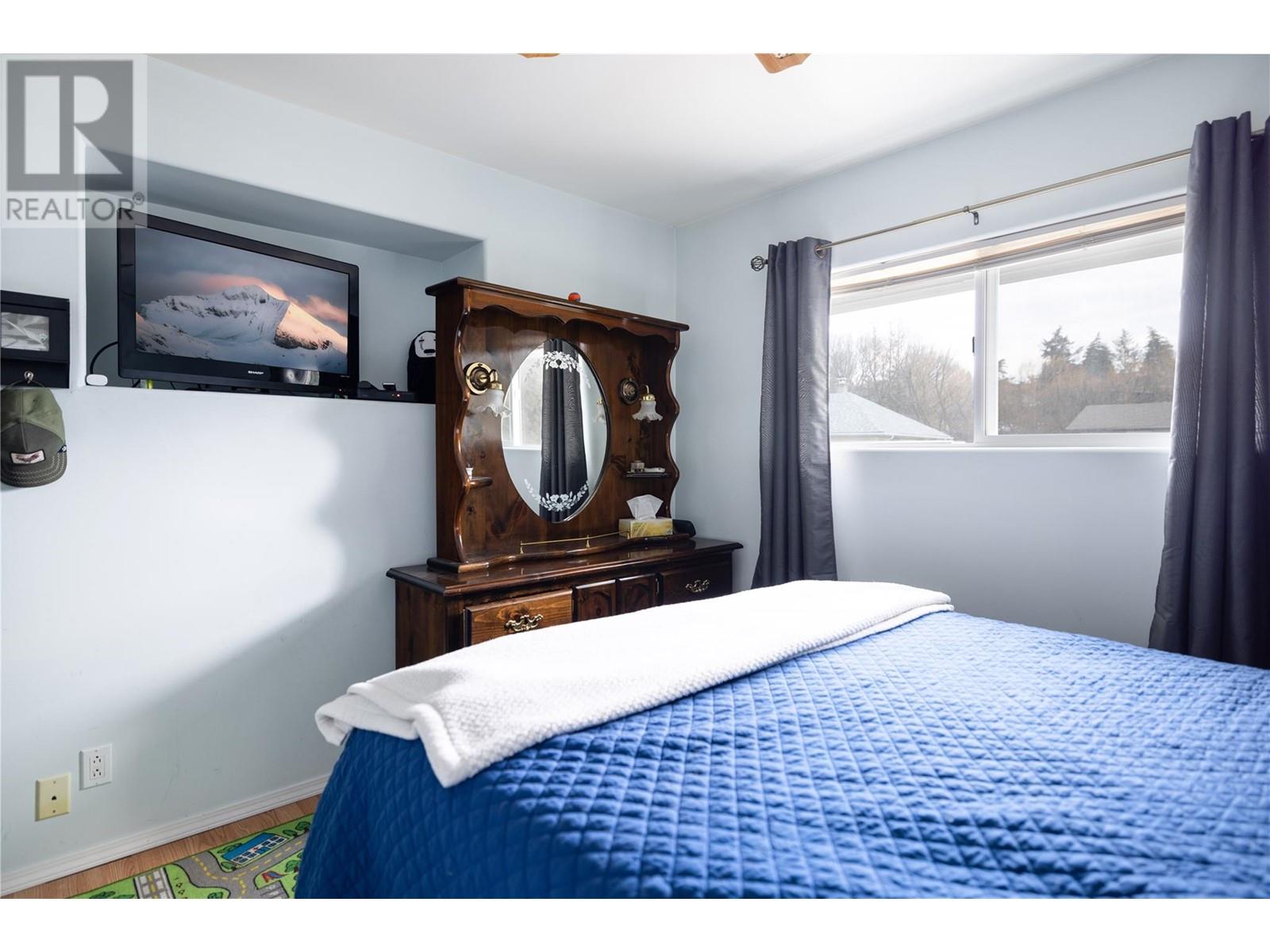 3413 24 Avenue, Vernon, British Columbia  V1T 1L7 - Photo 37 - 10345673