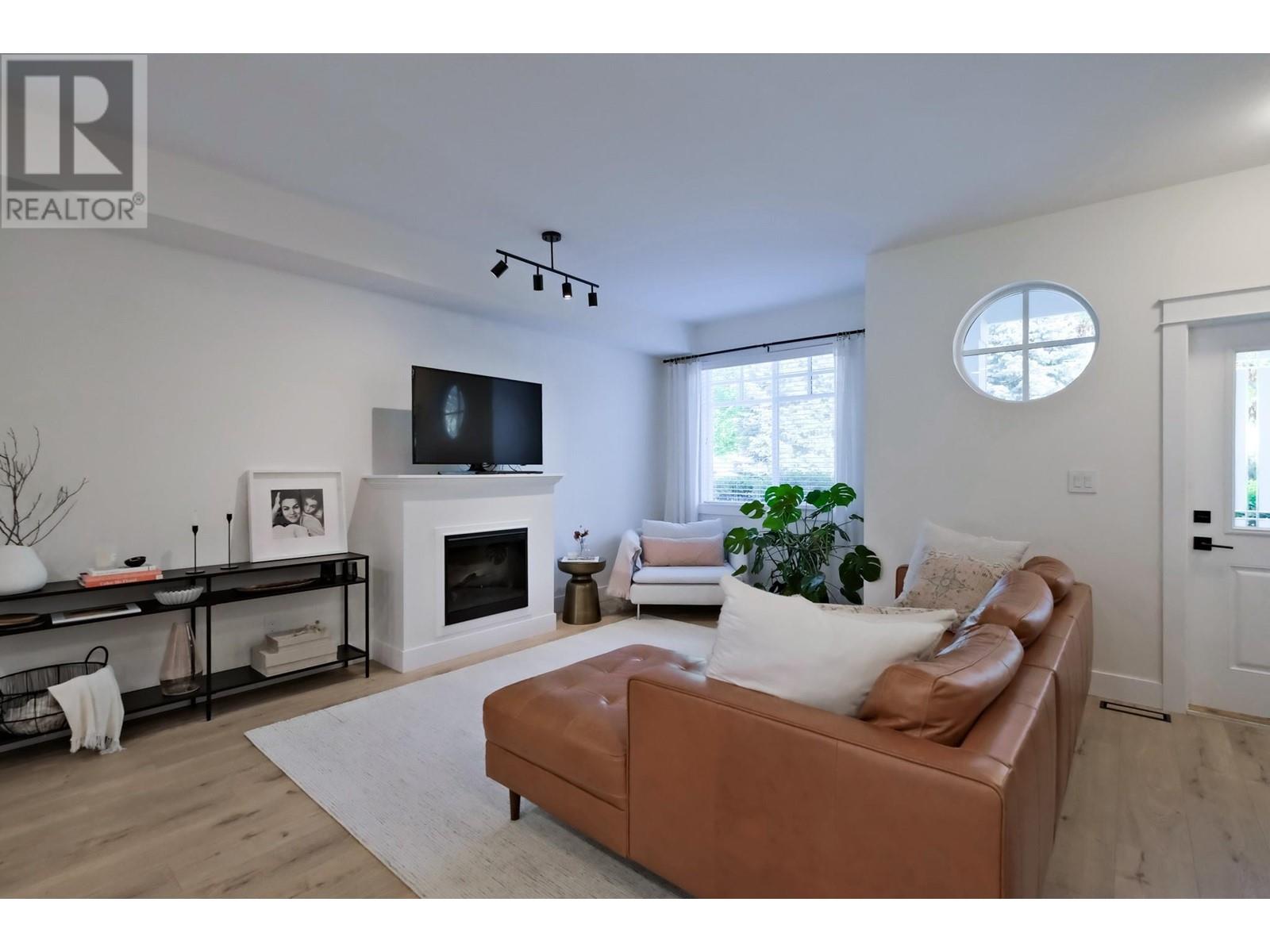 433 Mccarren Avenue Unit# 20, Kelowna, British Columbia  V1W 4T8 - Photo 3 - 10345620