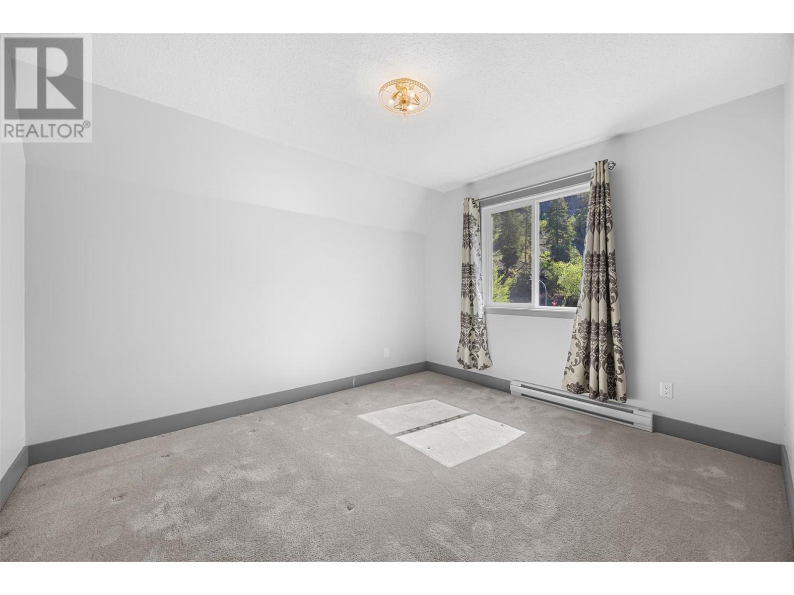 1128 Lynn Court, Kelowna, British Columbia  V1V 1H1 - Photo 15 - 10345355
