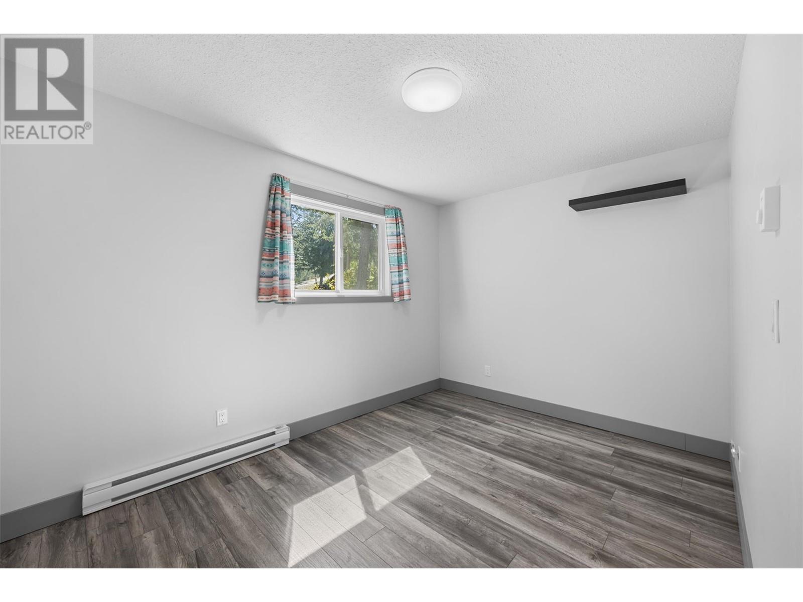1128 Lynn Court, Kelowna, British Columbia  V1V 1H1 - Photo 37 - 10345355