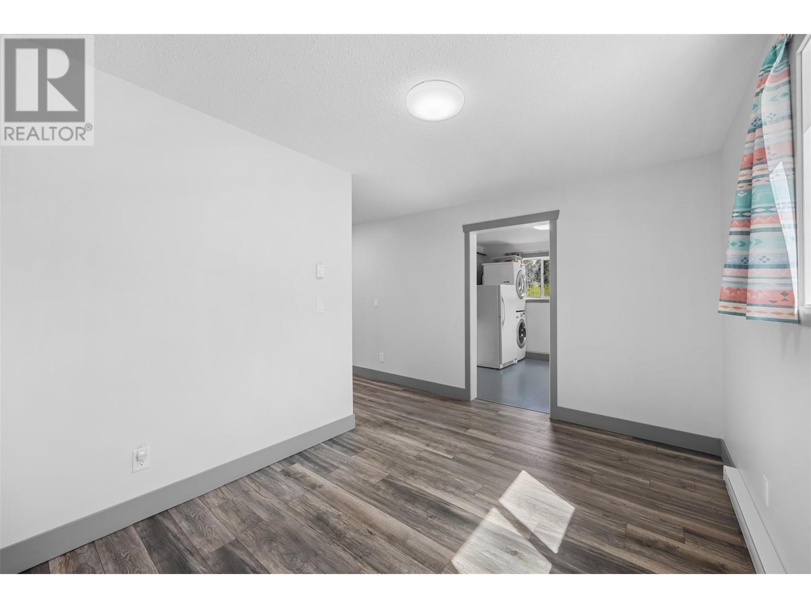 1128 Lynn Court, Kelowna, British Columbia  V1V 1H1 - Photo 38 - 10345355