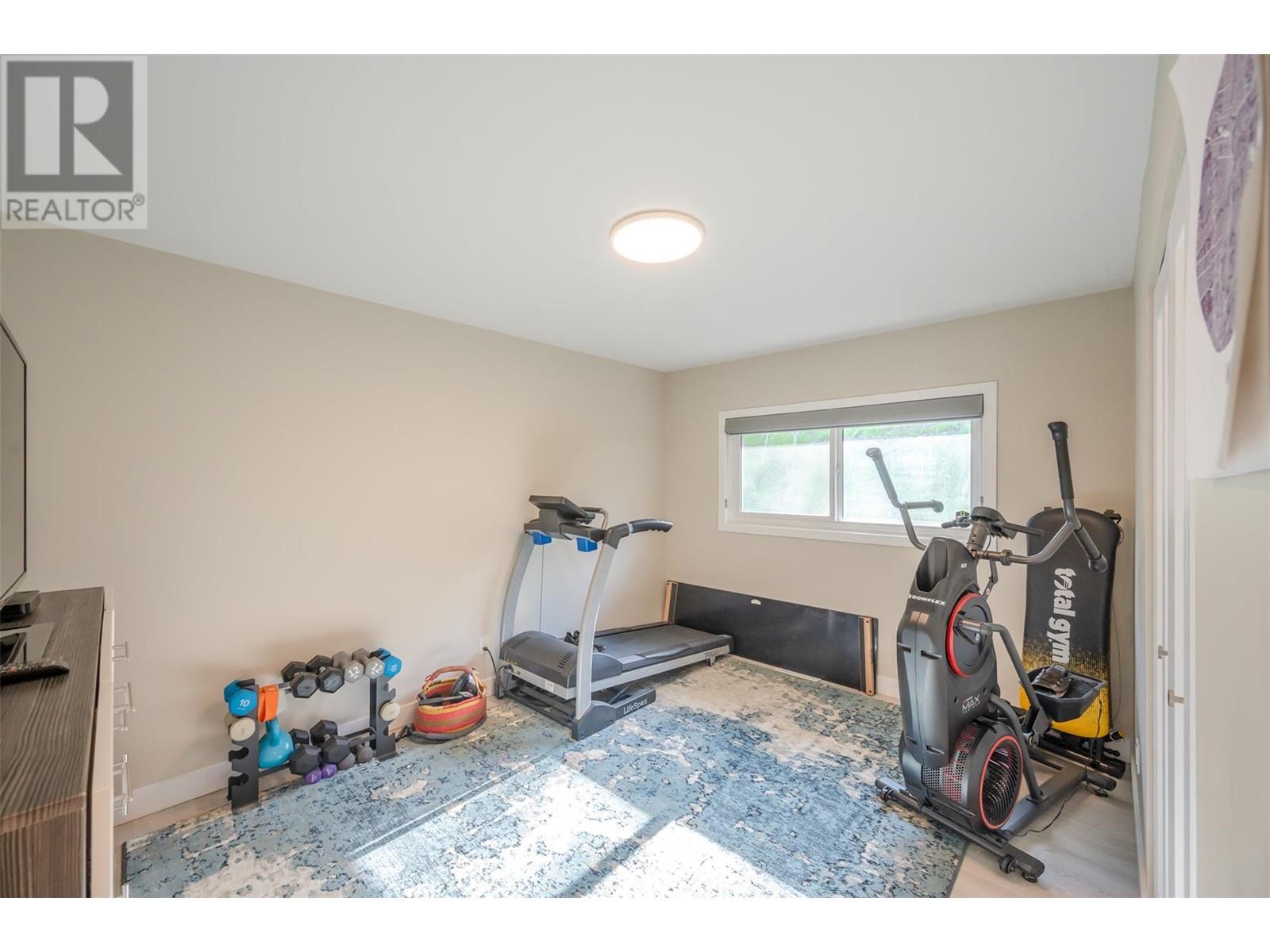 102 Pineview Place, Penticton, British Columbia  V2A 3R4 - Photo 19 - 10345733