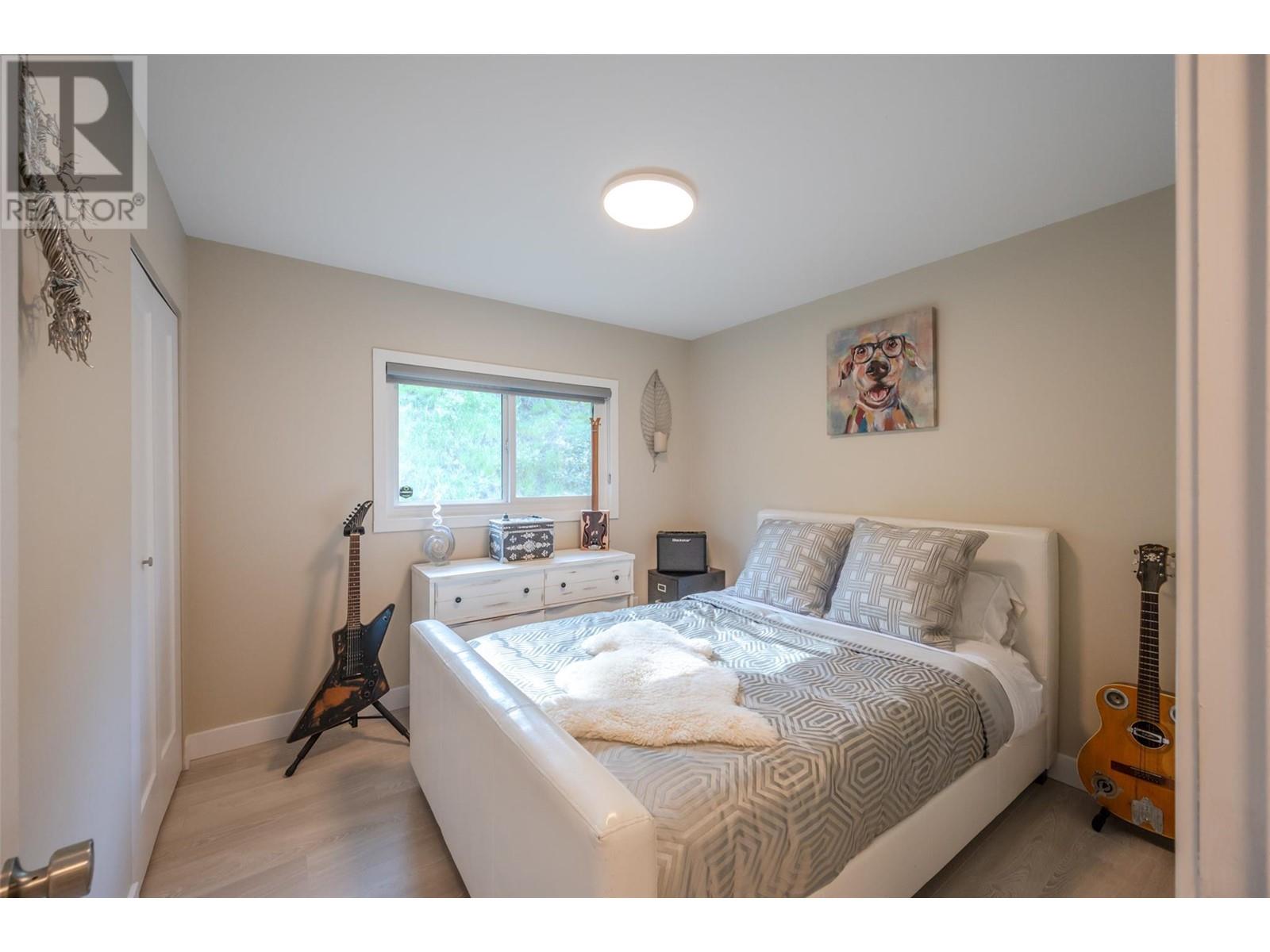 102 Pineview Place, Penticton, British Columbia  V2A 3R4 - Photo 28 - 10345733