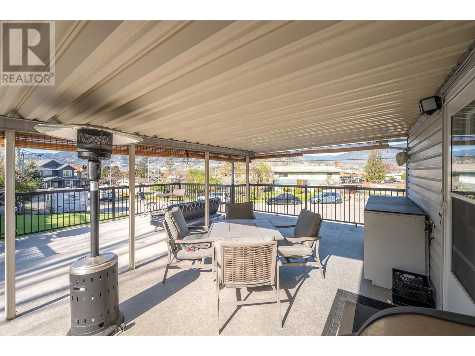 102 Pineview Place, Penticton, British Columbia  V2A 3R4 - Photo 44 - 10345733