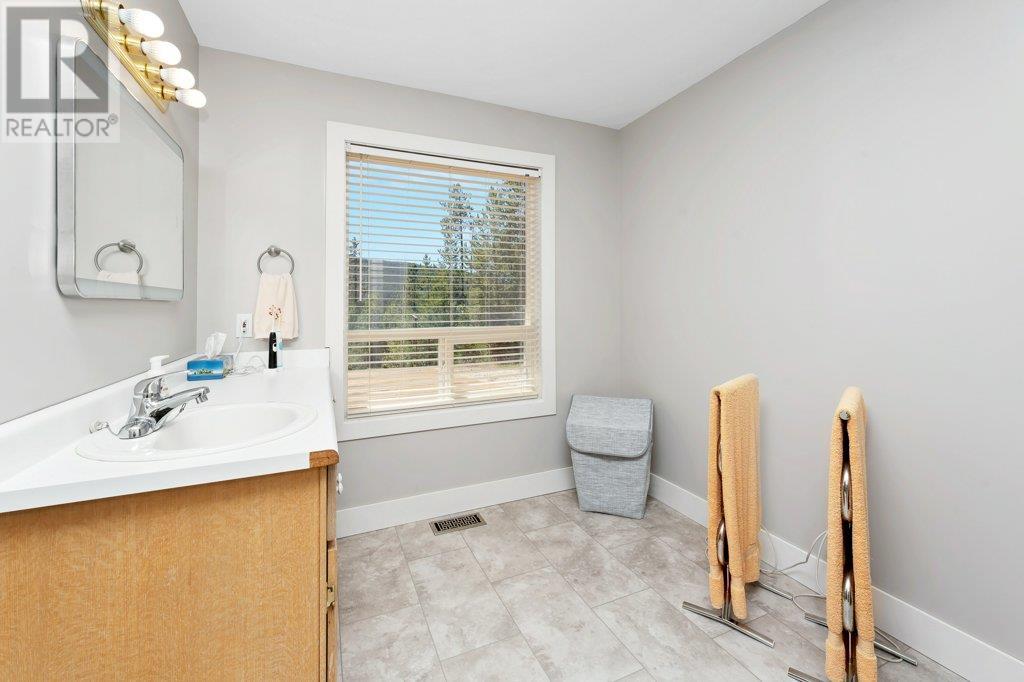145 Jellicoe Road, Princeton, British Columbia  V0X 1W0 - Photo 27 - 10345732