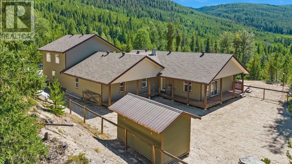 145 Jellicoe Road, Princeton, British Columbia  V0X 1W0 - Photo 5 - 10345732