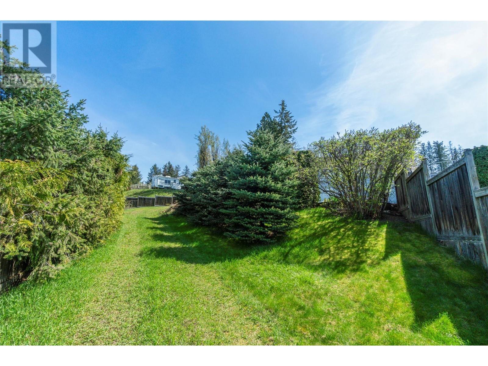 1290 15 Street Se, Salmon Arm, British Columbia  V1E 2G8 - Photo 17 - 10345427