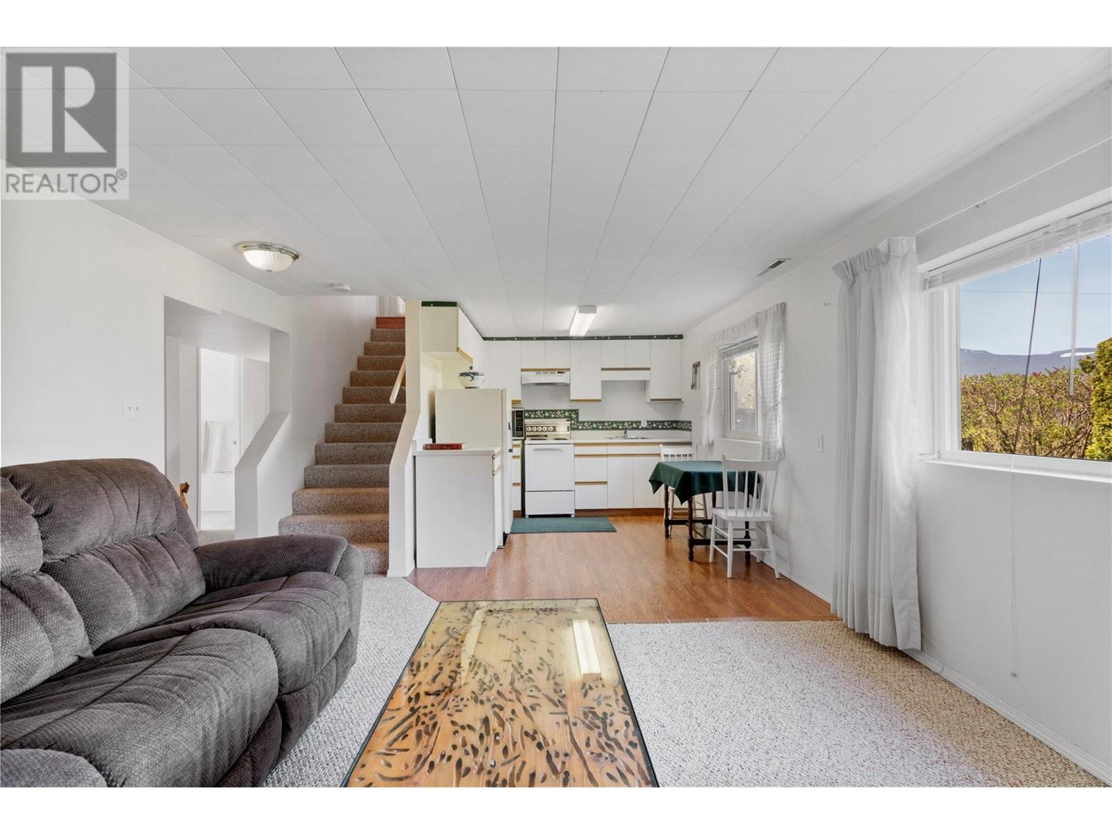 1290 15 Street Se, Salmon Arm, British Columbia  V1E 2G8 - Photo 42 - 10345427