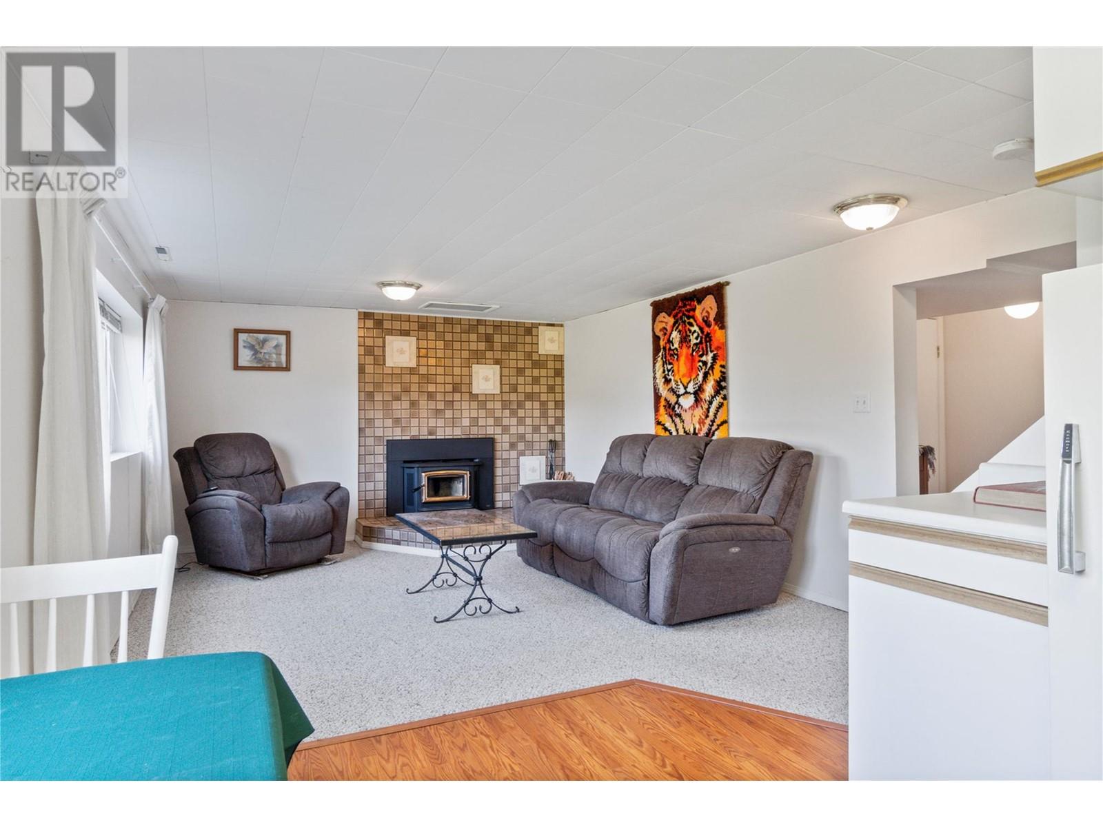1290 15 Street Se, Salmon Arm, British Columbia  V1E 2G8 - Photo 43 - 10345427