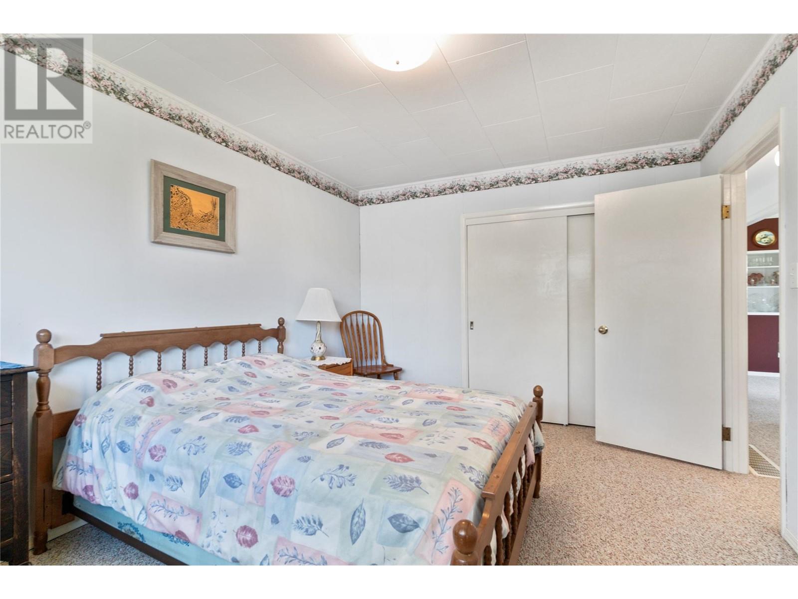 1290 15 Street Se, Salmon Arm, British Columbia  V1E 2G8 - Photo 65 - 10345427