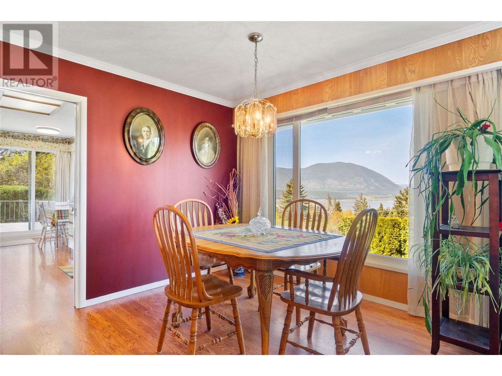 1290 15 Street Se, Salmon Arm, British Columbia  V1E 2G8 - Photo 73 - 10345427