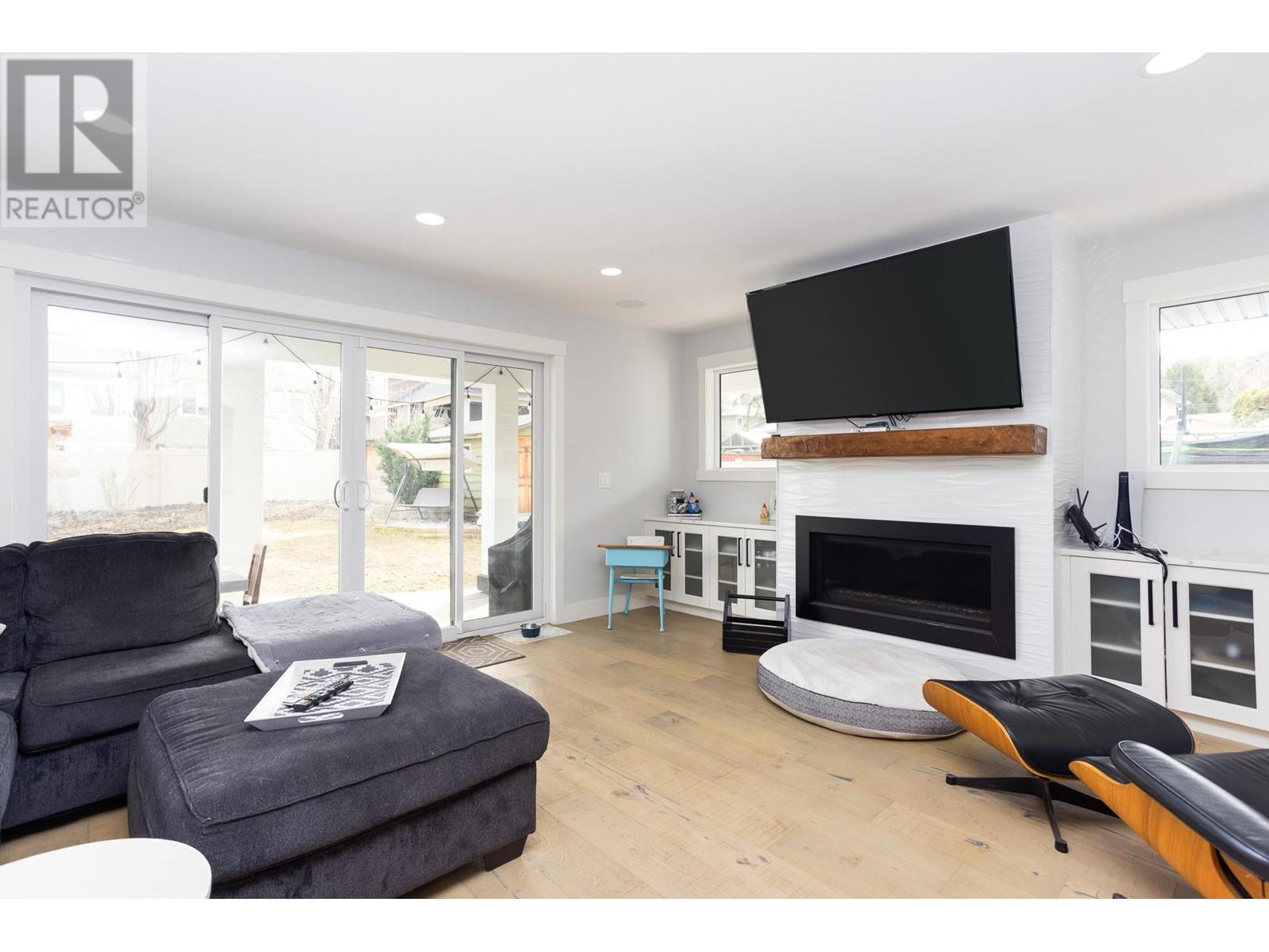 4661 Gordon Drive, Kelowna, British Columbia  V1W 1T5 - Photo 18 - 10345536