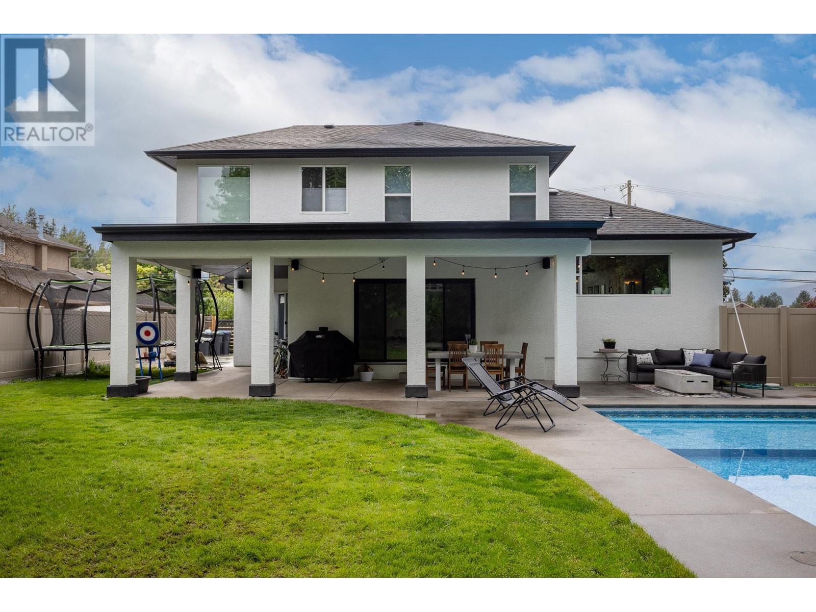 4661 Gordon Drive, Kelowna, British Columbia  V1W 1T5 - Photo 28 - 10345536