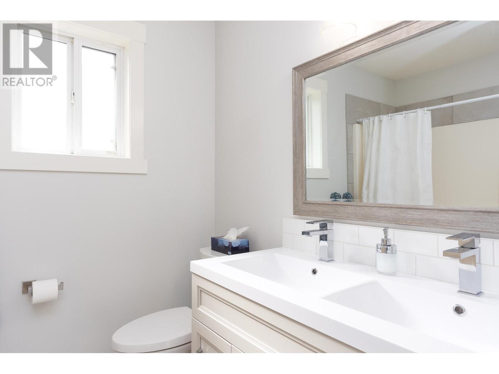 4661 Gordon Drive, Kelowna, British Columbia  V1W 1T5 - Photo 51 - 10345536