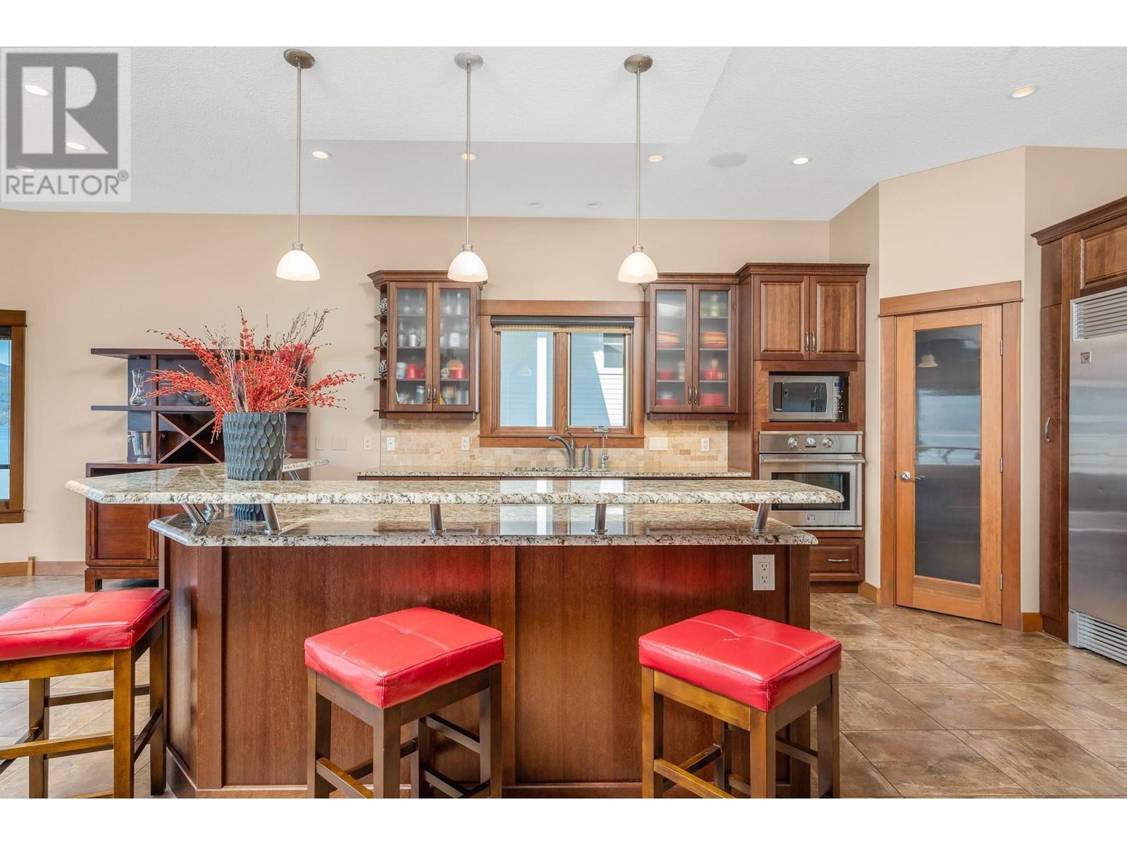 9990 Eastside Road Unit# 7, Vernon, British Columbia  V1H 1V1 - Photo 8 - 10341385