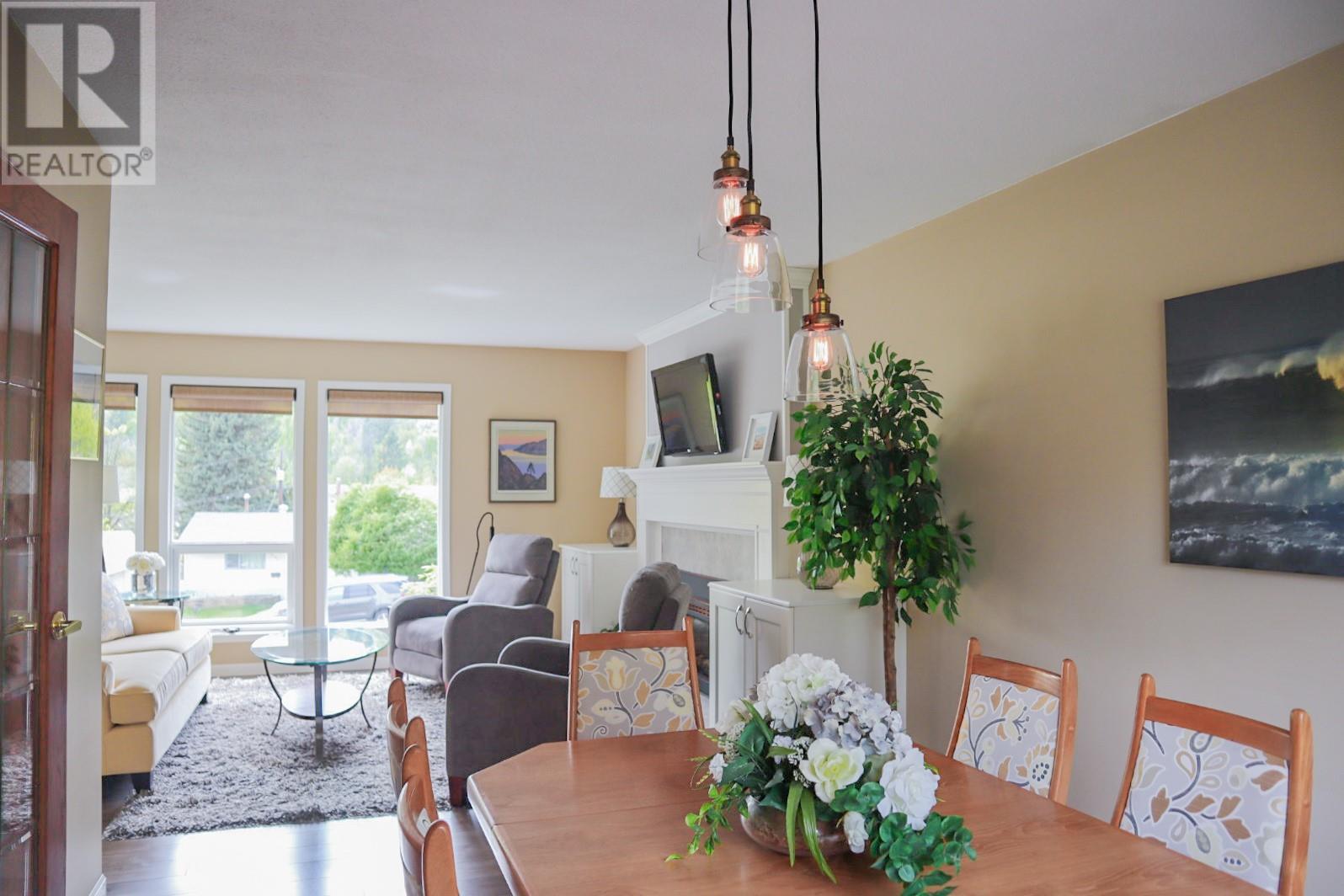 836 Burns Avenue, Warfield, British Columbia  V1R 2G1 - Photo 2 - 10345406