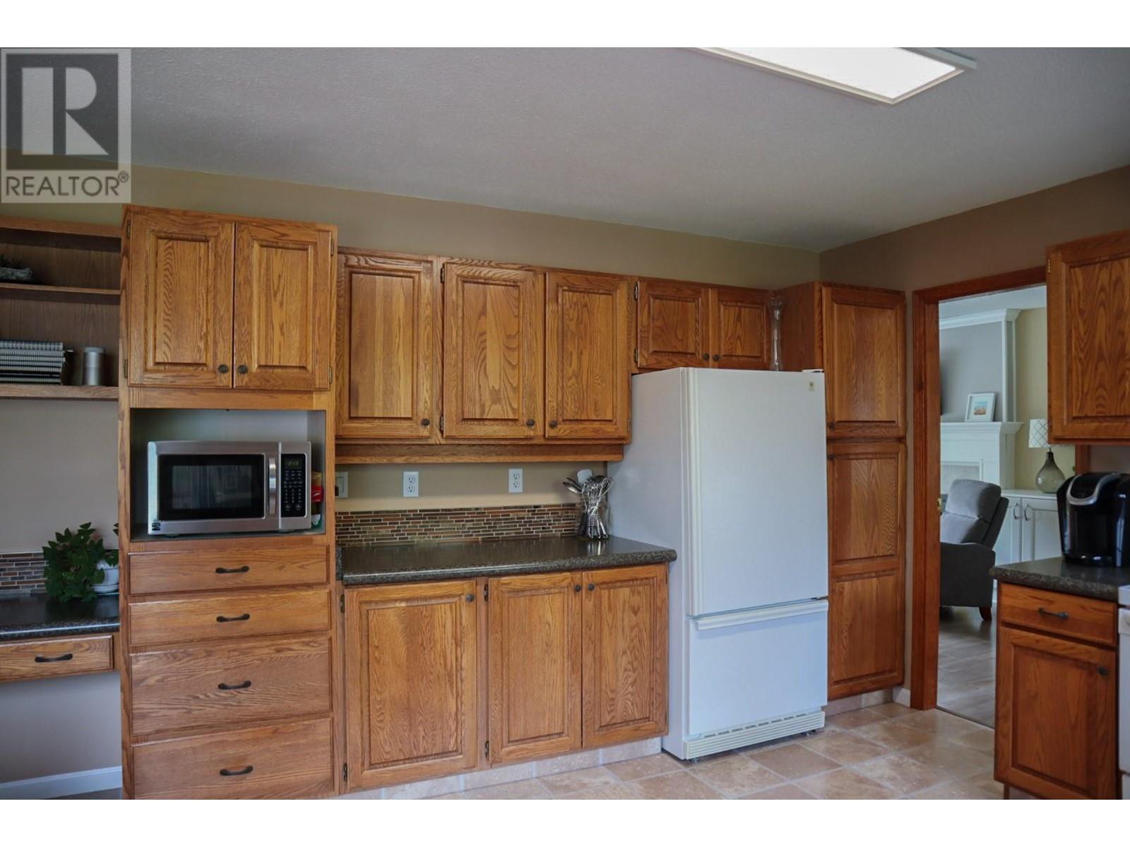 836 Burns Avenue, Warfield, British Columbia  V1R 2G1 - Photo 25 - 10345406