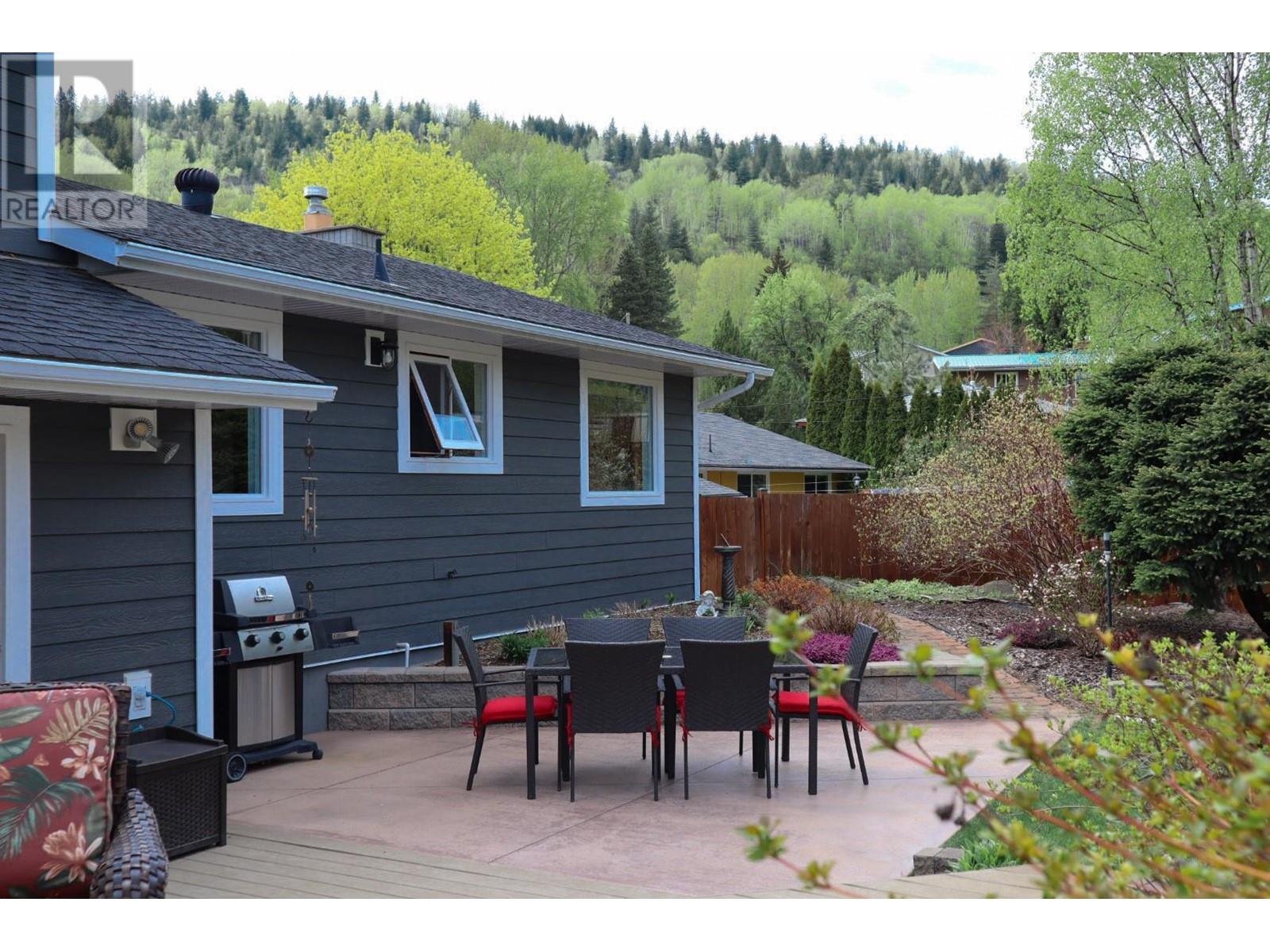 836 Burns Avenue, Warfield, British Columbia  V1R 2G1 - Photo 65 - 10345406