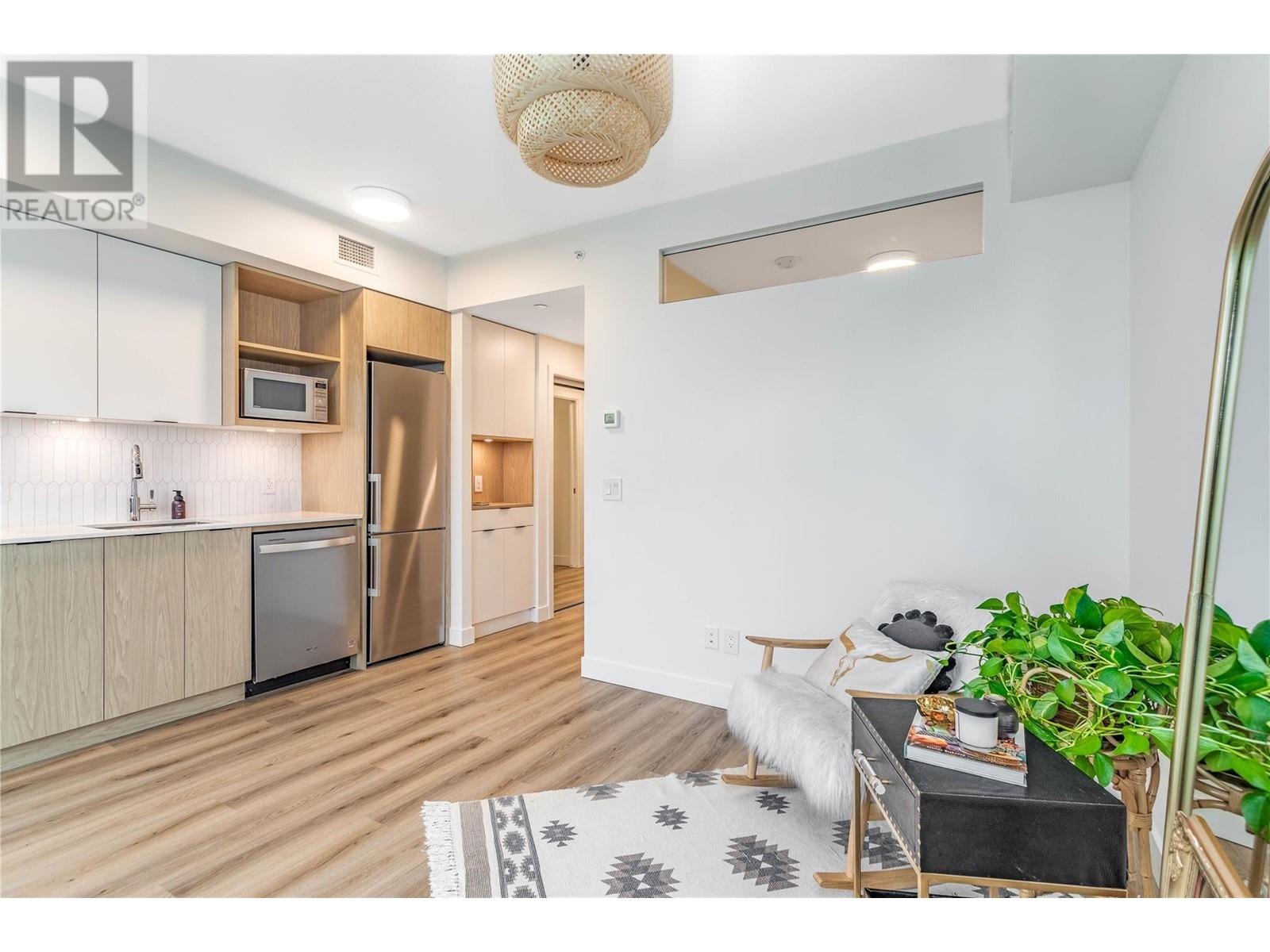 1488 Bertram Street Unit# 1811, Kelowna, British Columbia  V1Y 6V9 - Photo 3 - 10345628