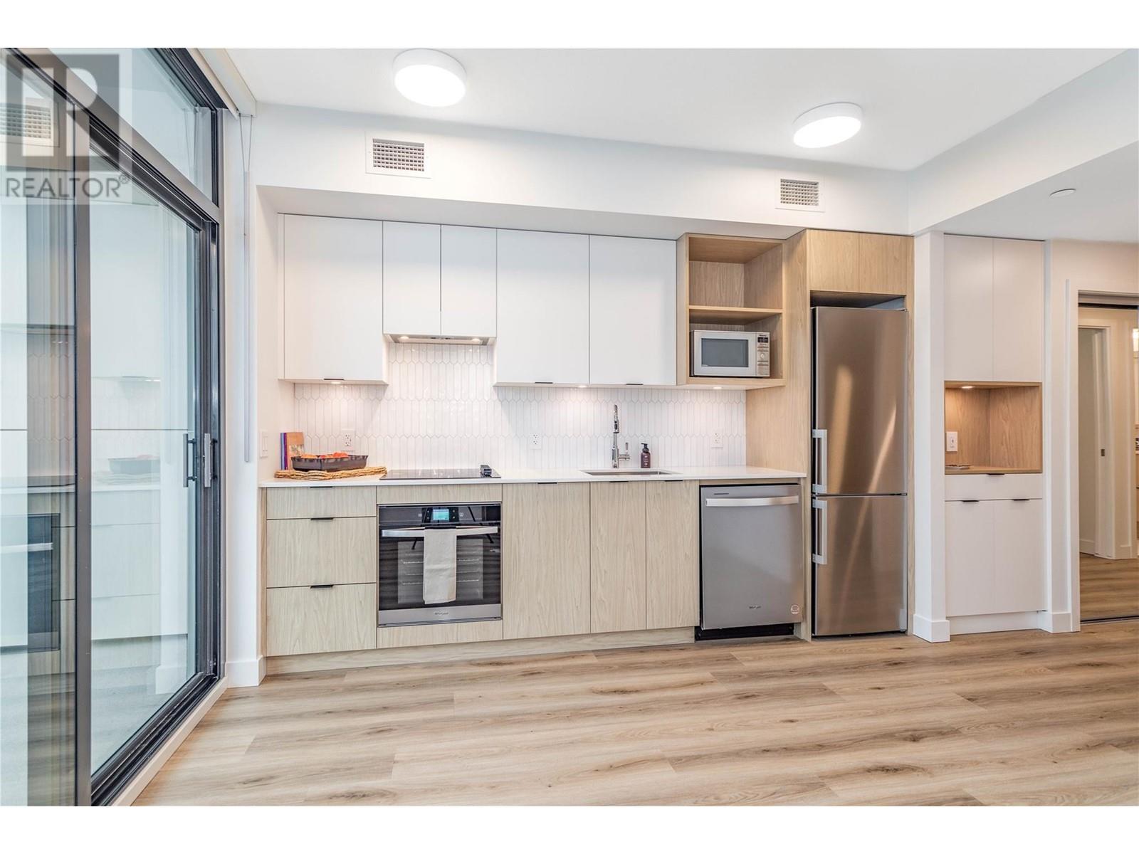 1488 Bertram Street Unit# 1811, Kelowna, British Columbia  V1Y 6V9 - Photo 4 - 10345628