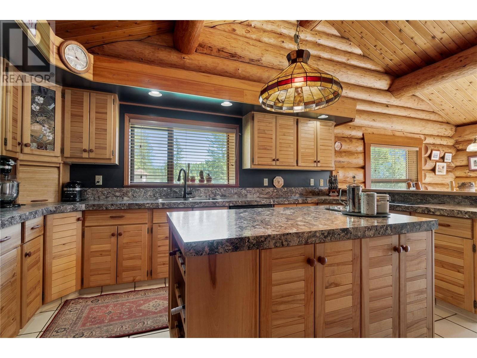 3755 White Lake Road, Tappen, British Columbia  V0E 2W0 - Photo 16 - 10306065