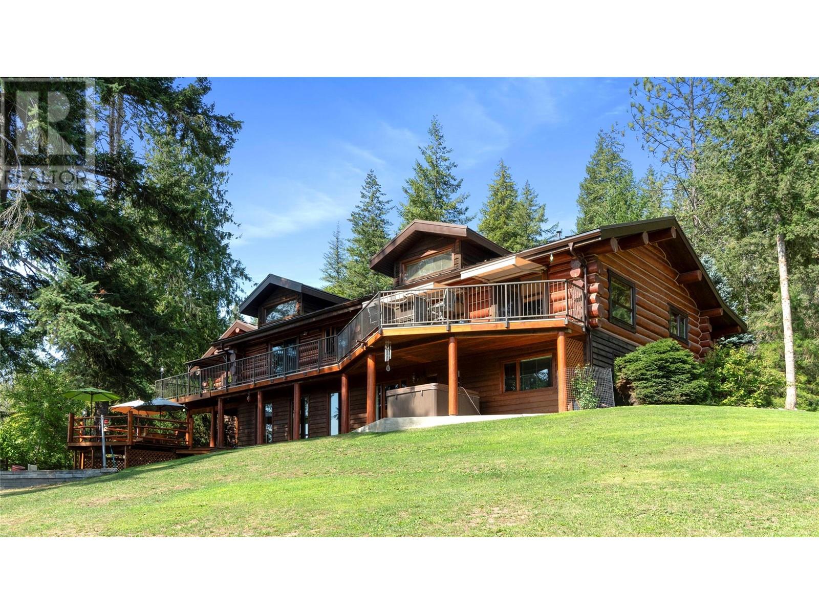 3755 White Lake Road, Tappen, British Columbia  V0E 2W0 - Photo 2 - 10306065