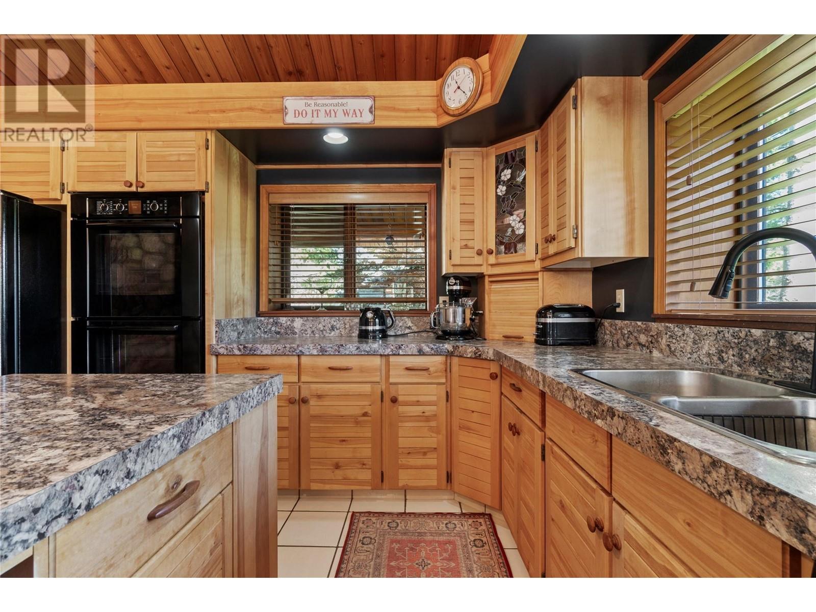 3755 White Lake Road, Tappen, British Columbia  V0E 2W0 - Photo 22 - 10306065