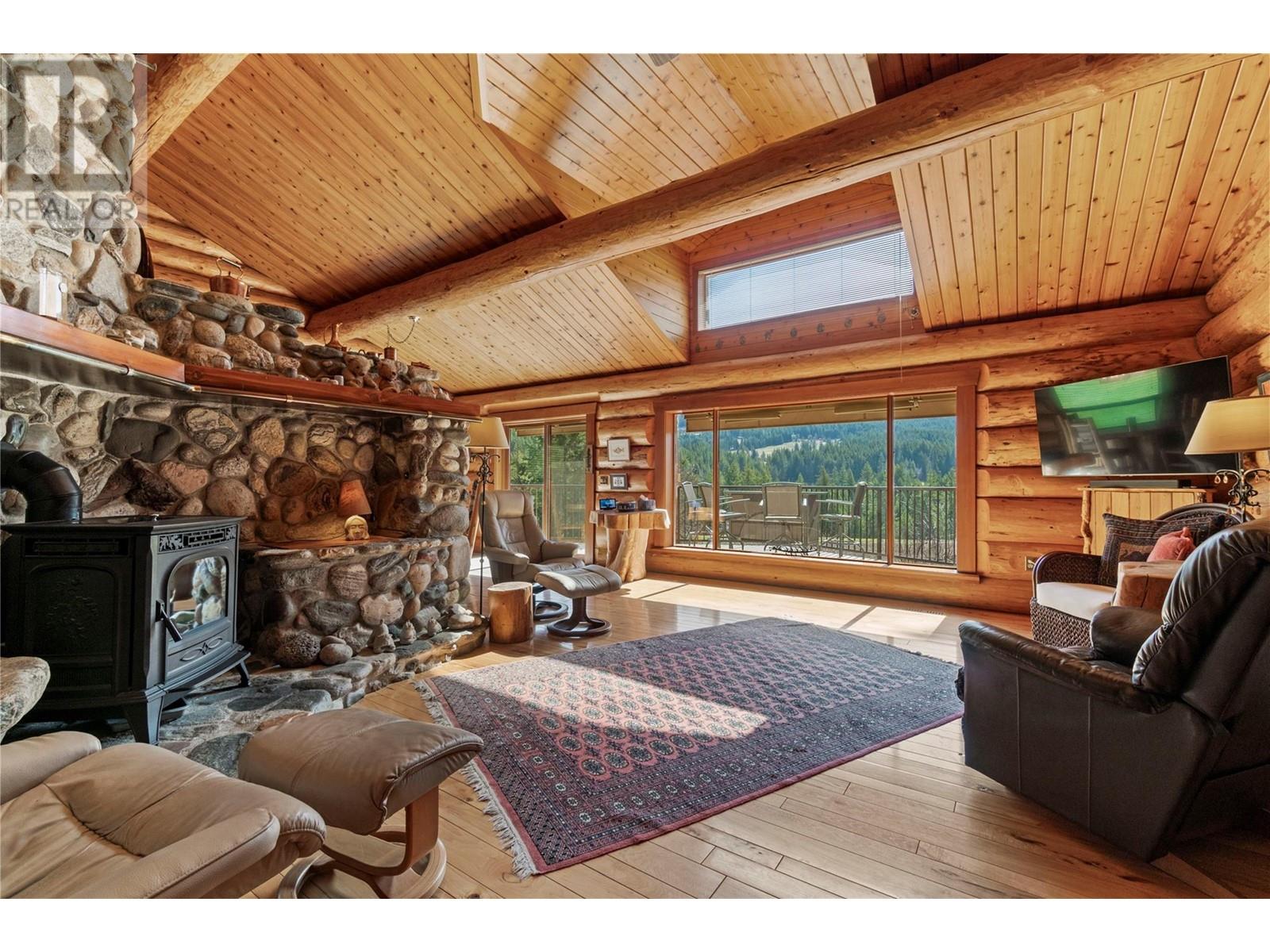 3755 White Lake Road, Tappen, British Columbia  V0E 2W0 - Photo 33 - 10306065