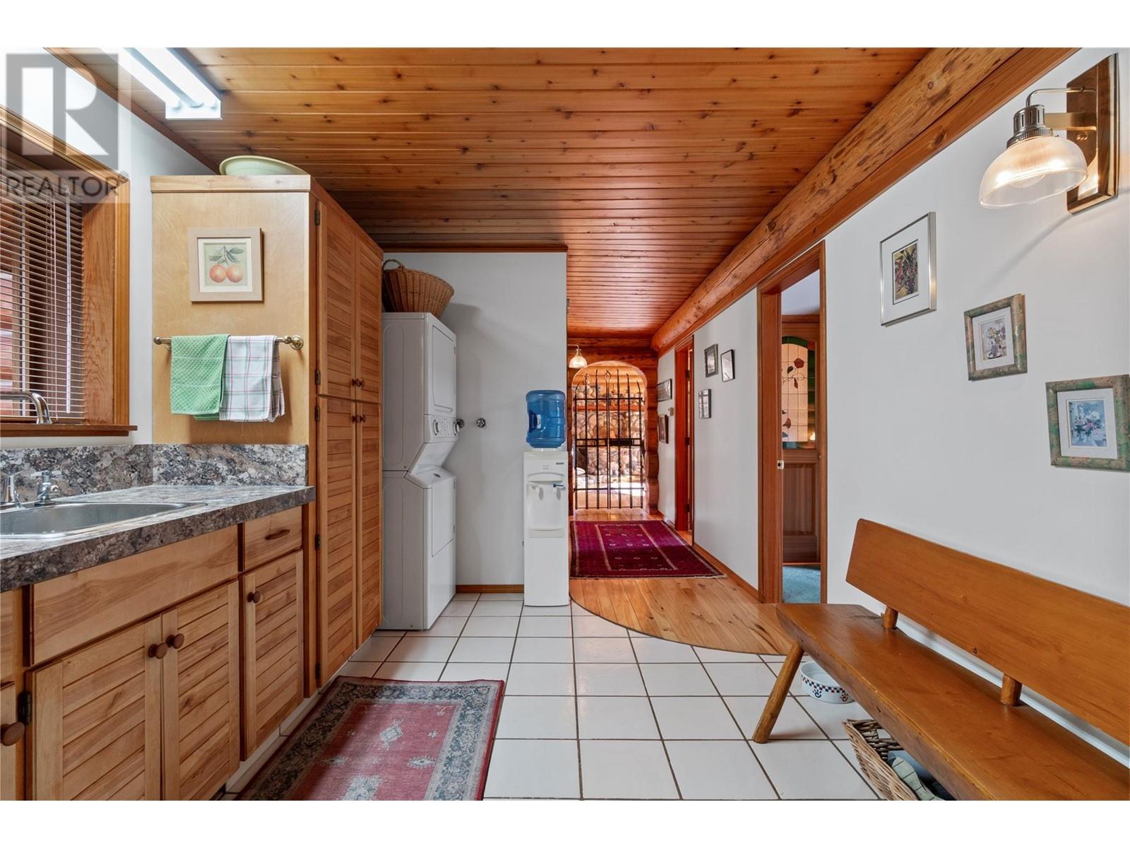 3755 White Lake Road, Tappen, British Columbia  V0E 2W0 - Photo 41 - 10306065