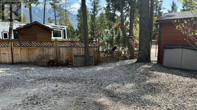 4868 Riverview Drive Unit# 183, Edgewater, British Columbia  V0A 1E0 - Photo 9 - 10345754