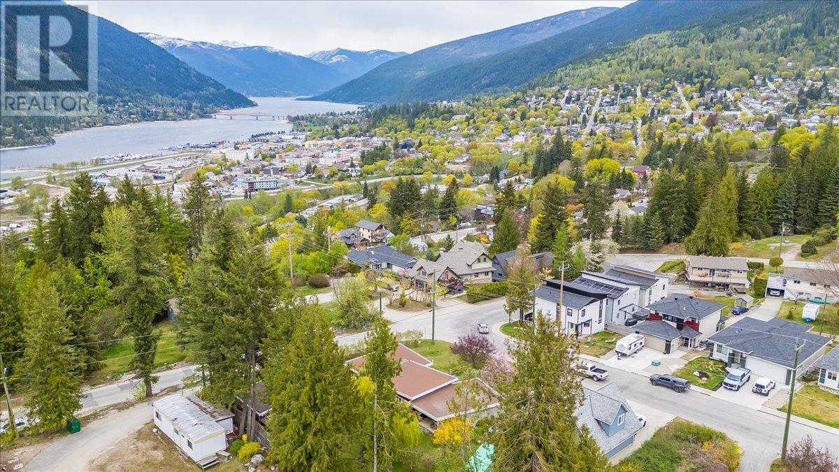 1402 Crease Avenue, Nelson, British Columbia  V1L 1A2 - Photo 46 - 10345591