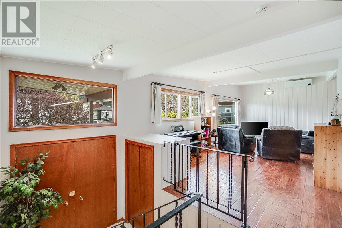 1402 Crease Avenue, Nelson, British Columbia  V1L 1A2 - Photo 7 - 10345591
