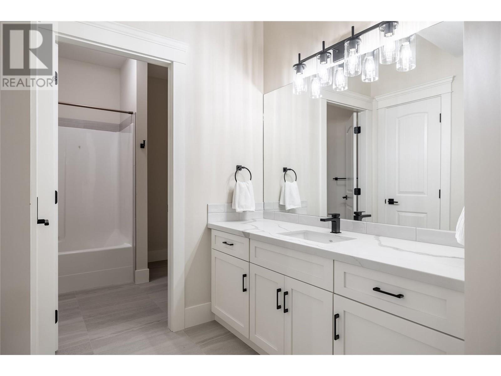 4455 Sherwood Court, Kelowna, British Columbia  V1W 1E7 - Photo 19 - 10345583