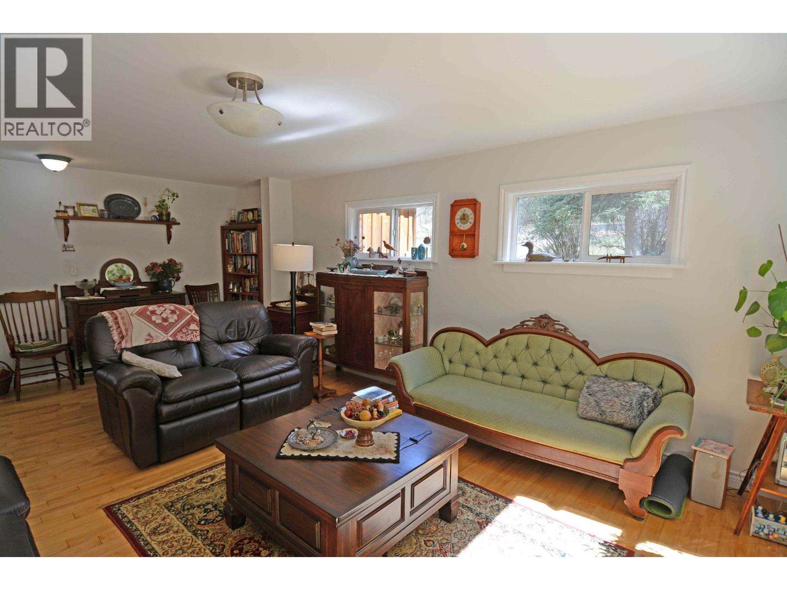 8481 6 Highway, Slocan, British Columbia  V1L 2C0 - Photo 33 - 10345730