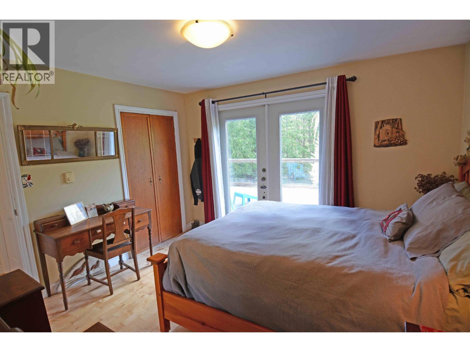 8481 6 Highway, Slocan, British Columbia  V1L 2C0 - Photo 35 - 10345730