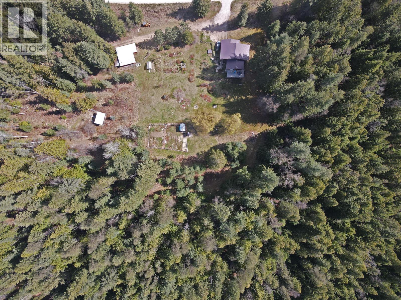 8481 6 Highway, Slocan, British Columbia  V1L 2C0 - Photo 47 - 10345730