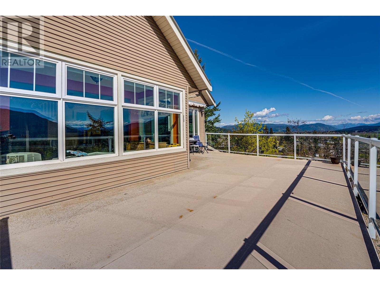 1220 Lawes Street, Enderby, British Columbia  V4Y 4B7 - Photo 16 - 10345636