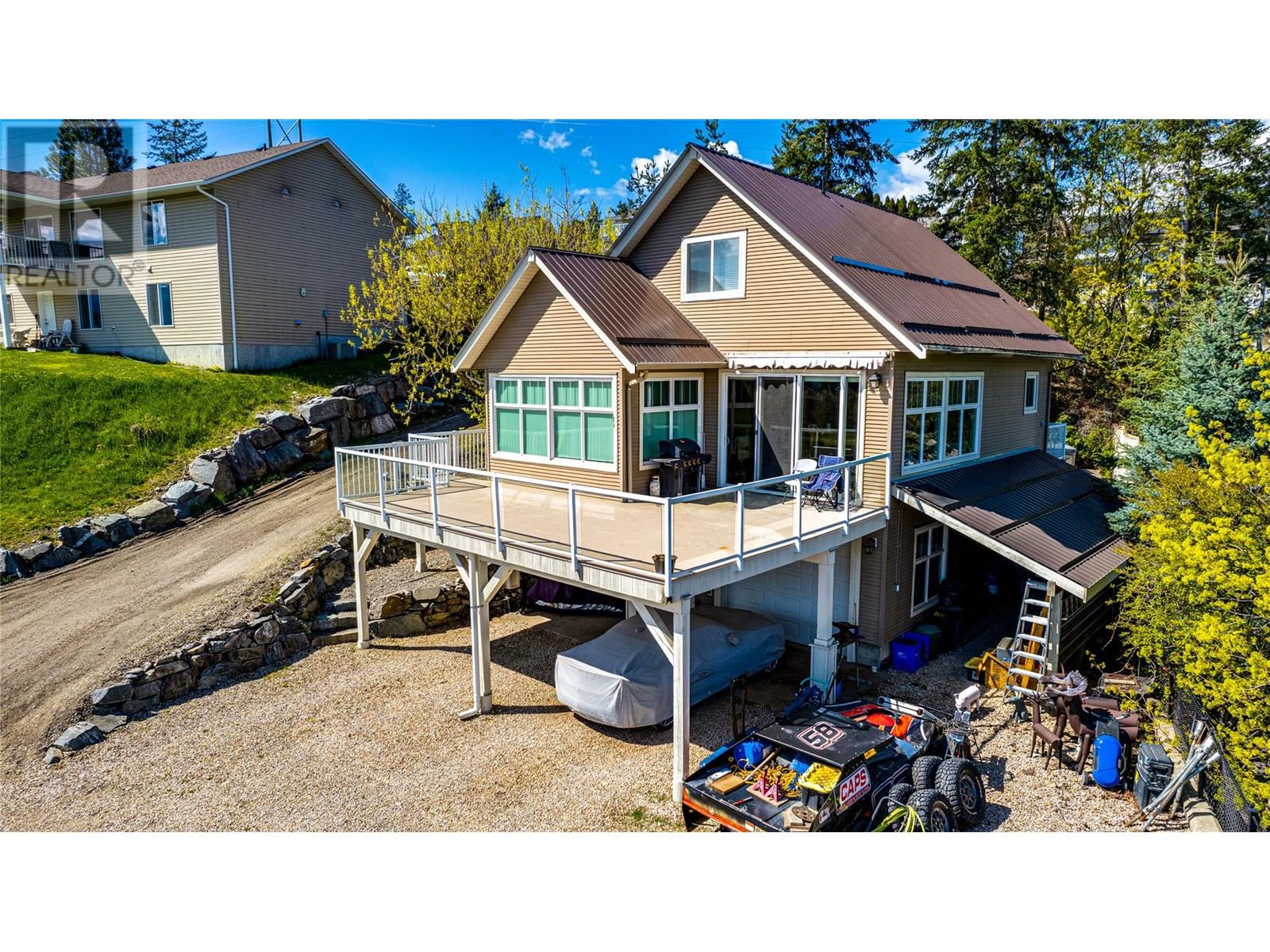 1220 Lawes Street, Enderby, British Columbia  V4Y 4B7 - Photo 2 - 10345636