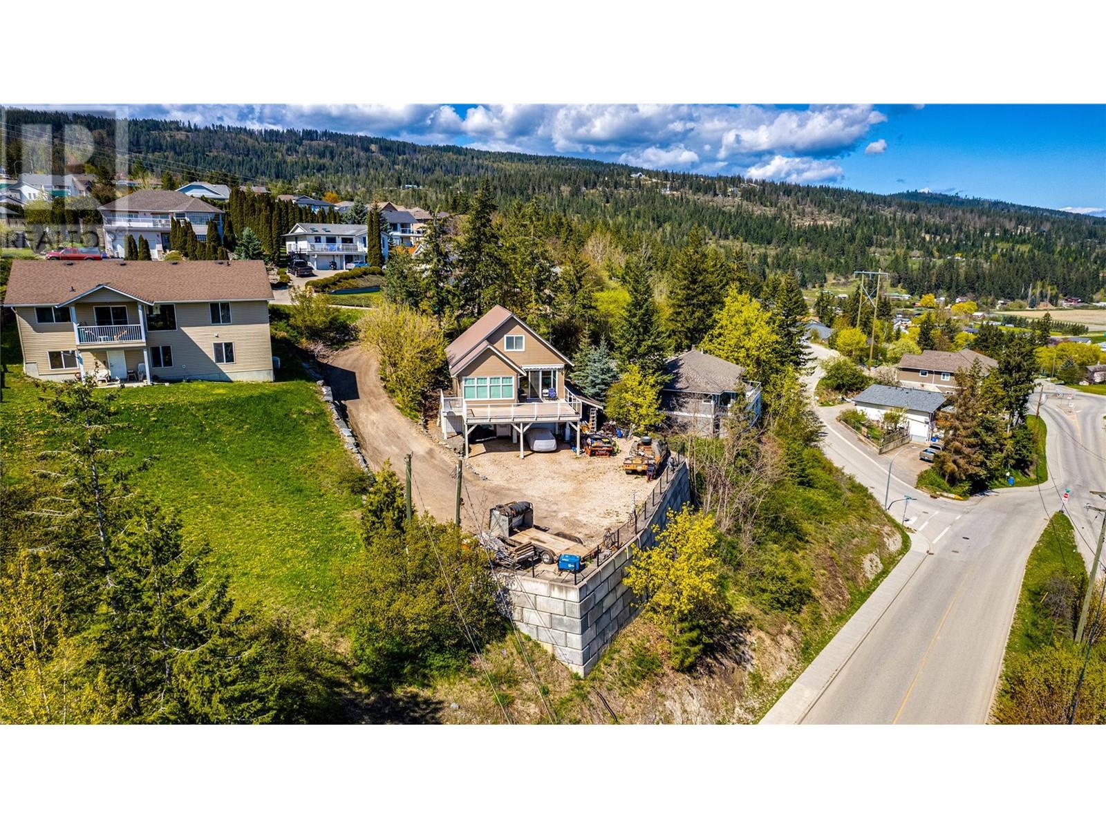 1220 Lawes Street, Enderby, British Columbia  V4Y 4B7 - Photo 34 - 10345636