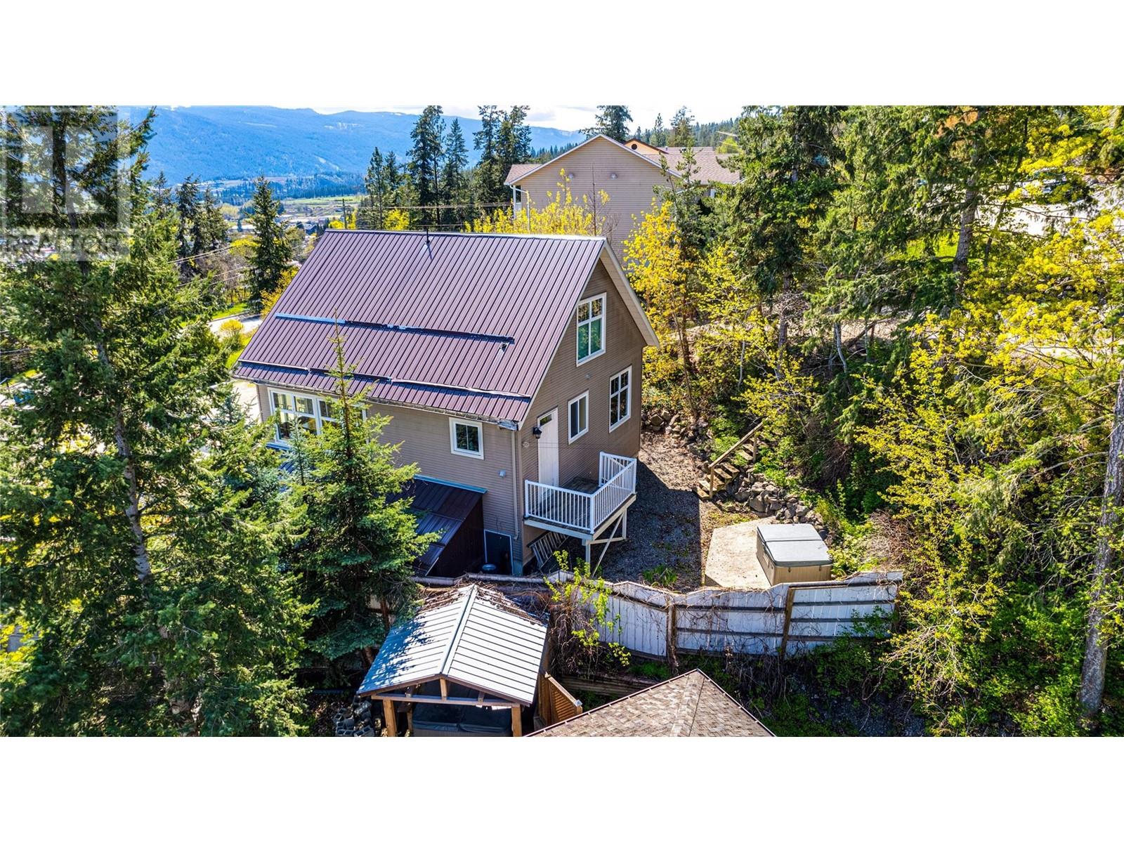 1220 Lawes Street, Enderby, British Columbia  V4Y 4B7 - Photo 38 - 10345636