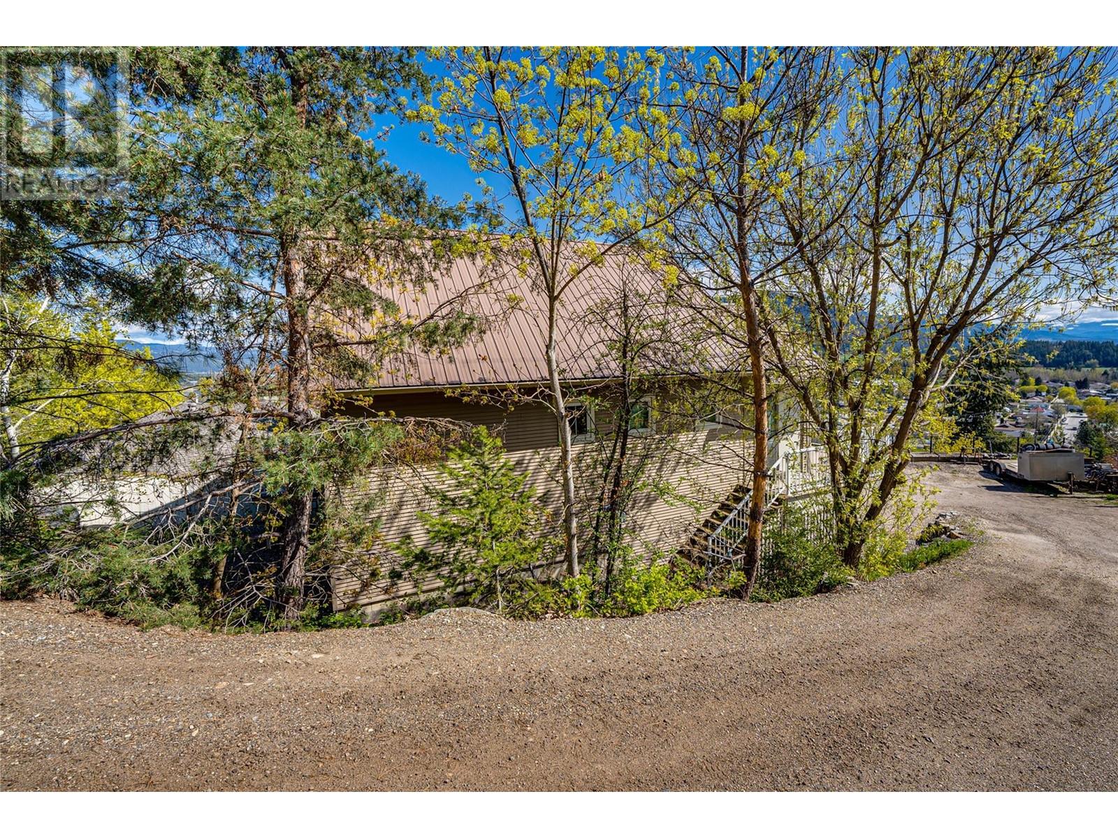 1220 Lawes Street, Enderby, British Columbia  V4Y 4B7 - Photo 46 - 10345636