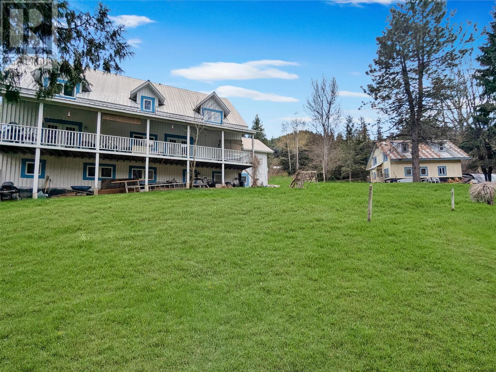6685 6 Highway, Appledale, British Columbia  V0G 2J0 - Photo 14 - 10345622