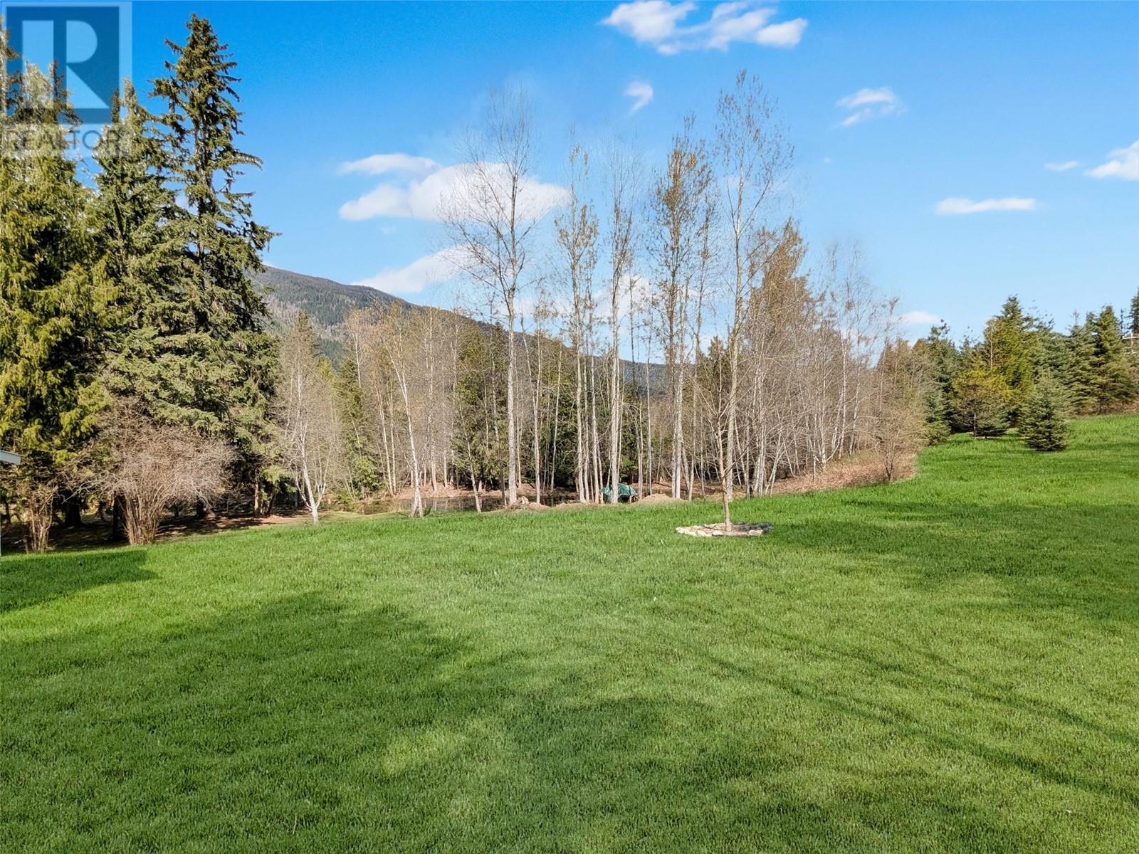 6685 6 Highway, Appledale, British Columbia  V0G 2J0 - Photo 2 - 10345622
