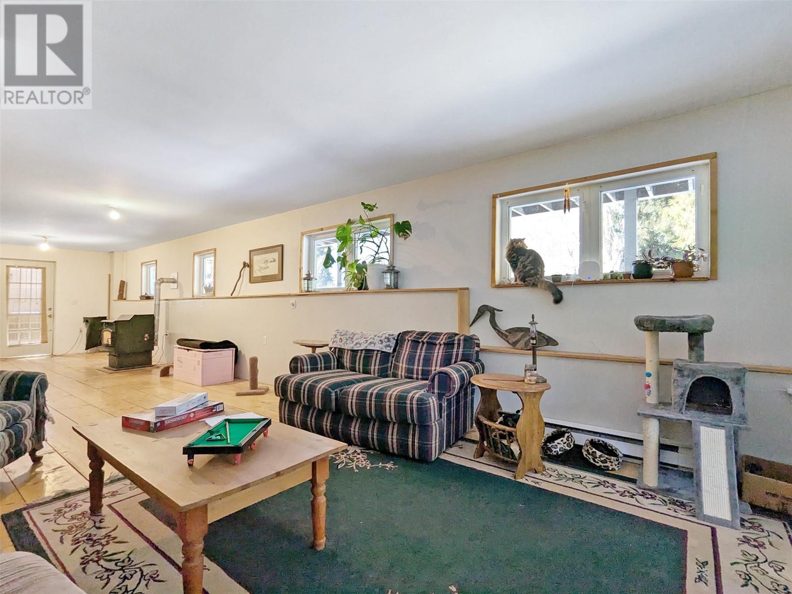 6685 6 Highway, Appledale, British Columbia  V0G 2J0 - Photo 36 - 10345622