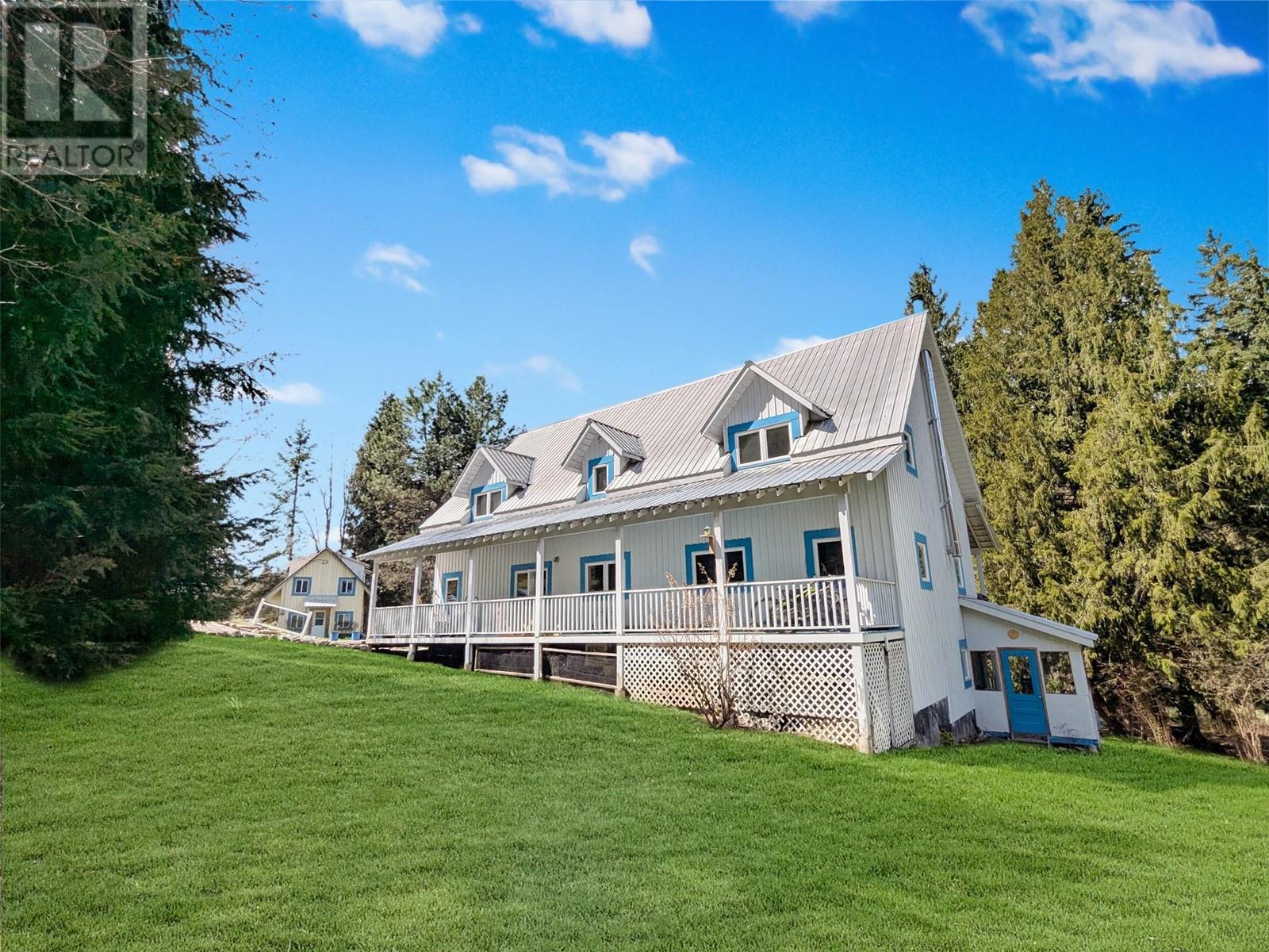 6685 6 Highway, Appledale, British Columbia  V0G 2J0 - Photo 38 - 10345622