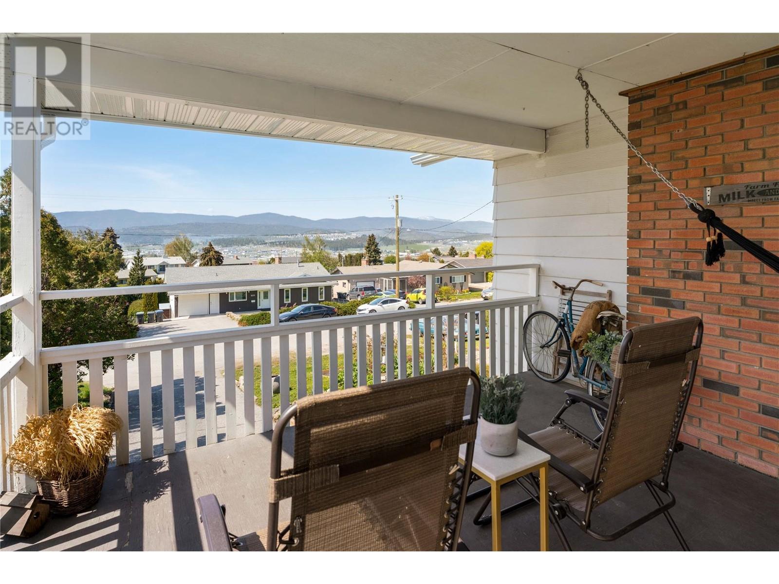 1815 Jonathan Road, Kelowna, British Columbia  V1P 1A9 - Photo 11 - 10344082
