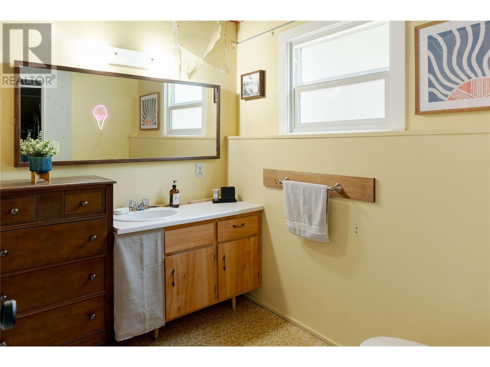 1815 Jonathan Road, Kelowna, British Columbia  V1P 1A9 - Photo 21 - 10344082