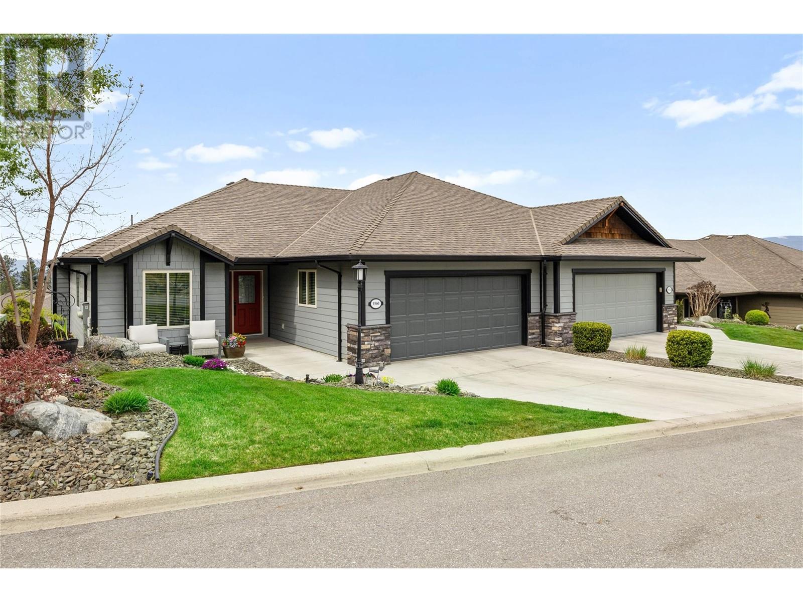 3560 Riviera Drive, Kelowna, British Columbia  V1X 8E4 - Photo 1 - 10345738