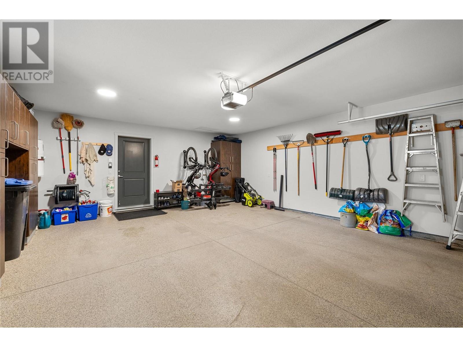 3560 Riviera Drive, Kelowna, British Columbia  V1X 8E4 - Photo 43 - 10345738